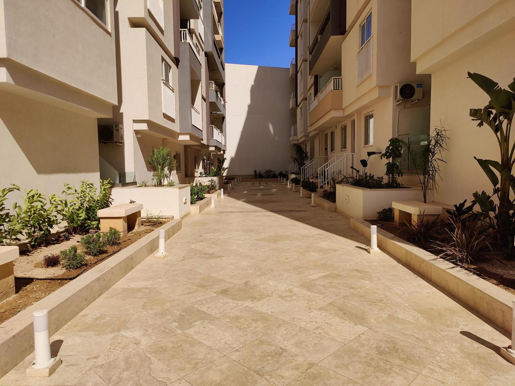 The Palm Court Apartment St. Paul's Bay Exterior photo